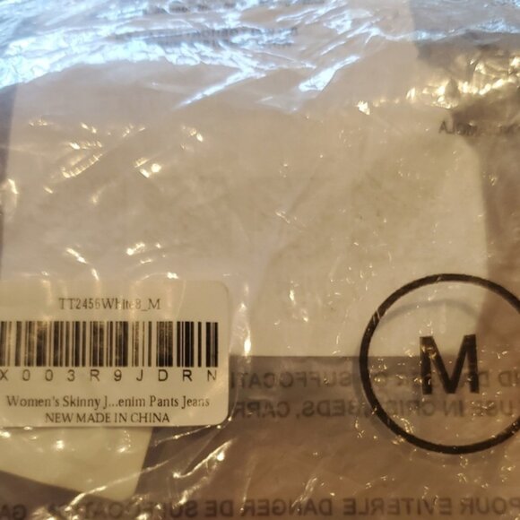 White Skinny HighWaisted Jeans with Distressed Details - Picture 8 of 9